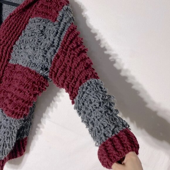 Hand Knit Burgundy Grey Striped Loopy Stitch Knit Button Up Cardigan XXL - Picture 7 of 12